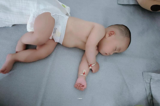 海安孕妇显怀早的原因